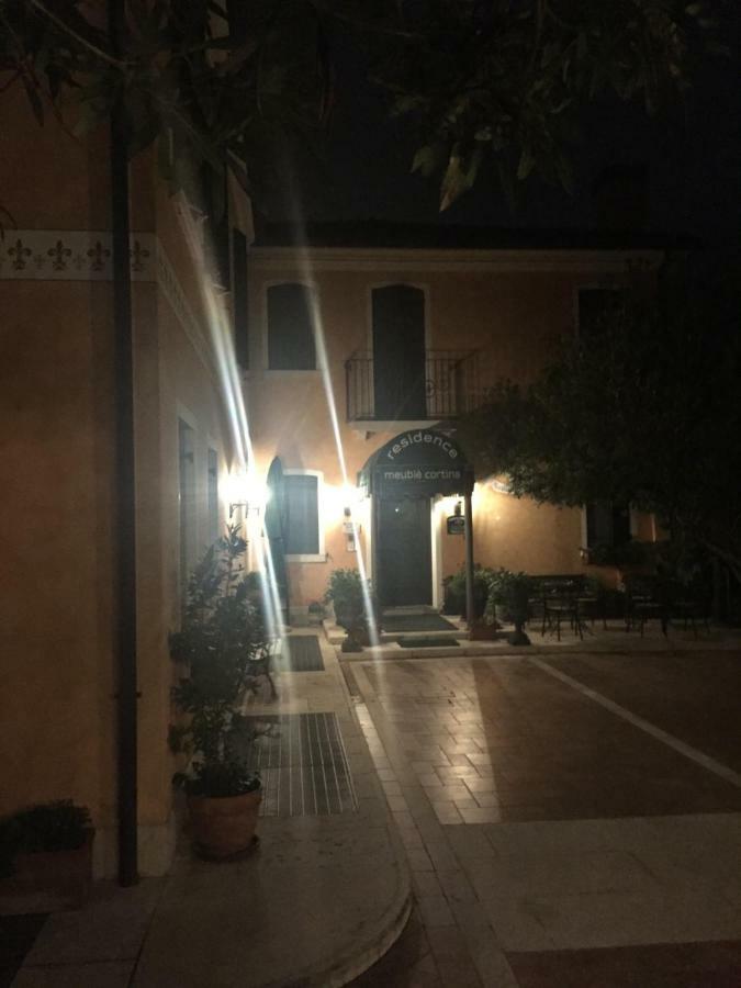 Residence Meuble' Cortina Quinto Di Treviso Zewnętrze zdjęcie